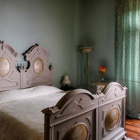 Palazzo Bed And Breakfast Calvisano Exterior photo