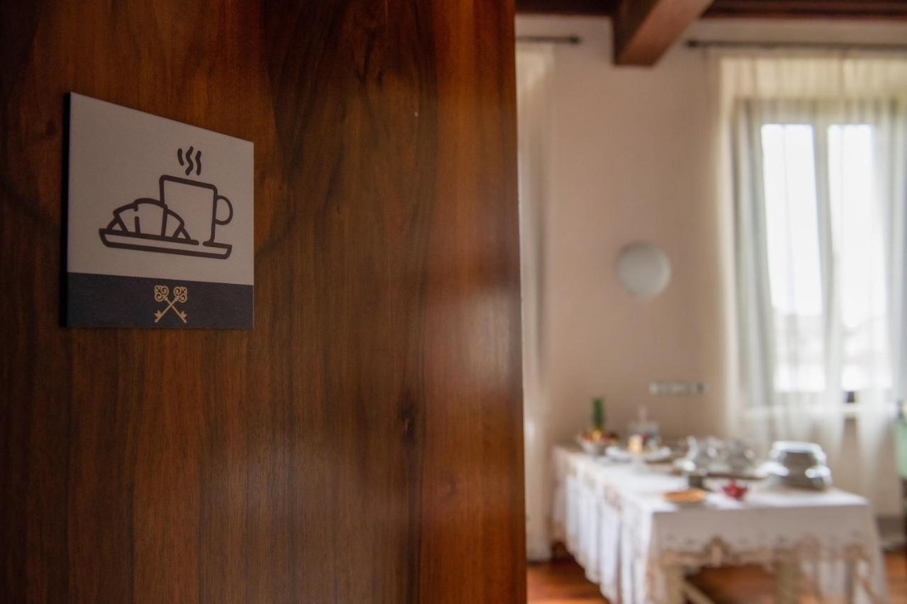 Palazzo Bed And Breakfast Calvisano Exterior photo