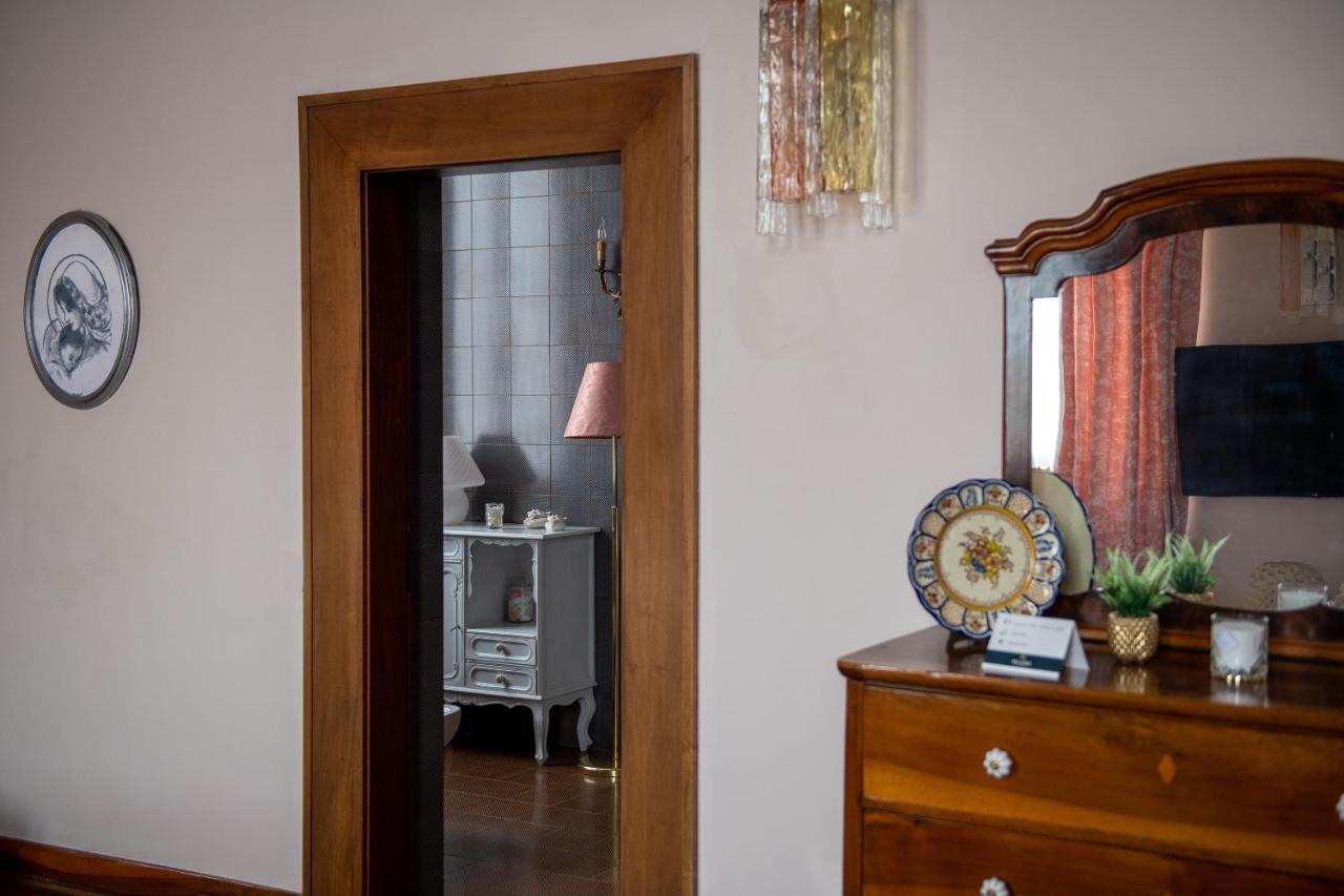 Palazzo Bed And Breakfast Calvisano Exterior photo